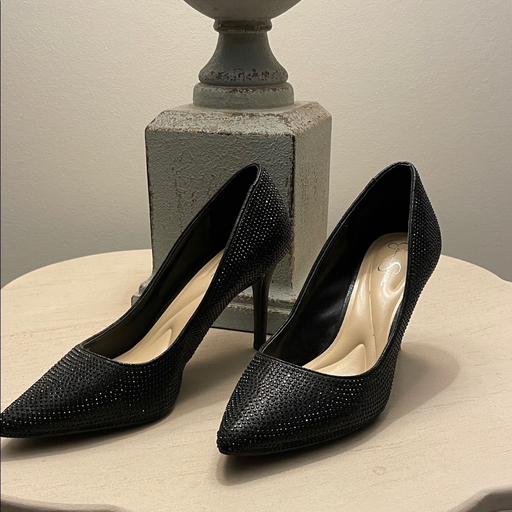 Jessica Simpson Black Textured Heels